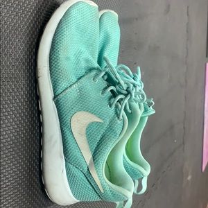 Nike extra light running shoes - training shoes